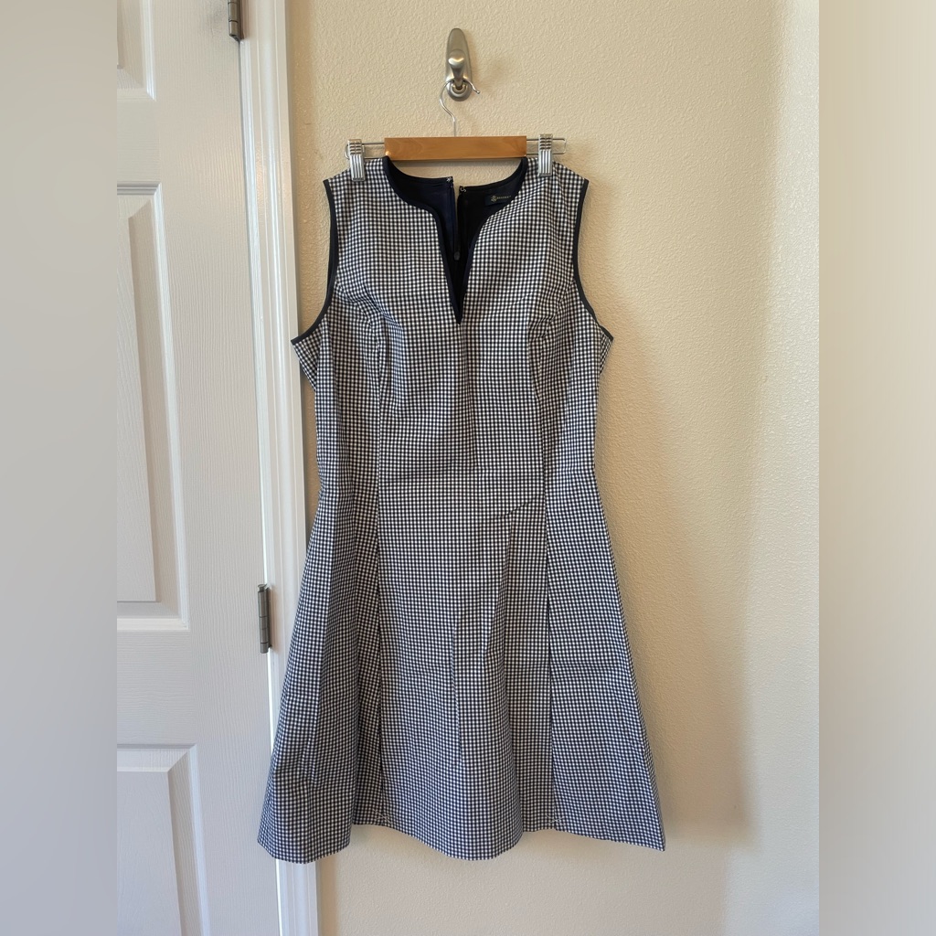 New Brooks Brothers Dress, Chess Style ( White & Black)